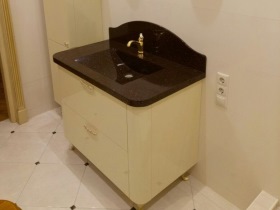 мебель для ванной на заказ в классическом стиле 505